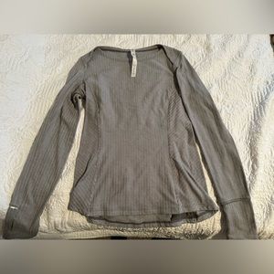 Iululemon long sleeve